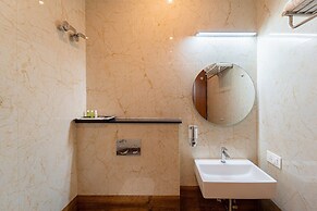 Welcome Grand Residency