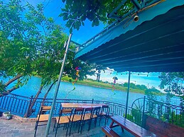 D&D Riverside Homestay