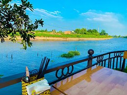 D&D Riverside Homestay