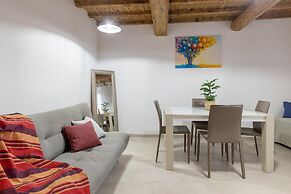 Leyla s Flat in Pratolino