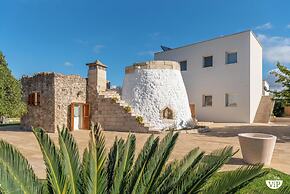 Lisària Villa Delle Meraviglie with pool
