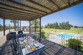 Masseria Relais Saraceno with pool