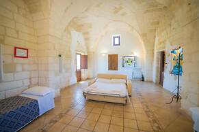 Masseria Relais Saraceno with pool