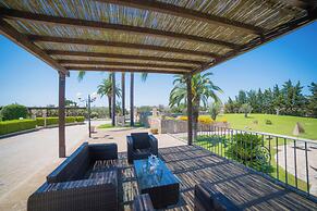 Masseria Relais Saraceno with pool