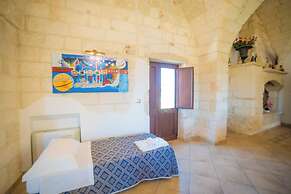 Masseria Relais Saraceno with pool