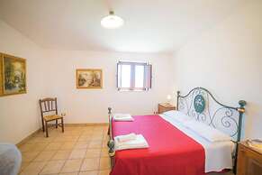 Masseria Relais Saraceno with pool