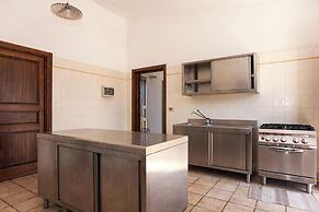 Masseria Relais Saraceno with pool