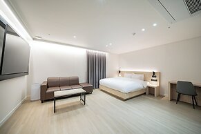 HoundHotel Mokpo PeaceSquare