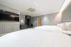 HoundHotel Mokpo PeaceSquare