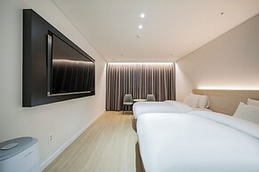 HoundHotel Mokpo PeaceSquare