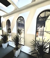 Rose Hotel - by Bay Luxury