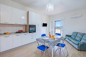 Le Bianche Apt 4 - Terrace near the Sea