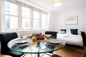 1BR with Balcony in the Heart of Holborn