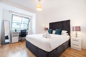 1BR with Balcony in the Heart of Holborn