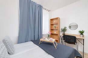 Apartment Near Wawel by Renters