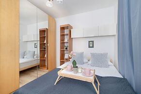Apartment Near Wawel by Renters