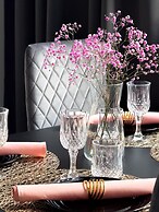 Sienna Elegant Studio by Renters