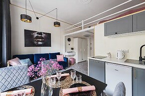 Sienna Elegant Studio by Renters