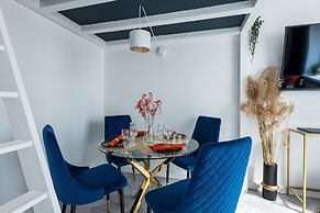 Sienna Modern Apartment by Renters
