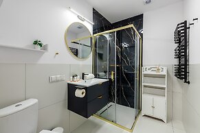 Sienna Modern Apartment by Renters