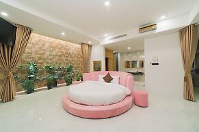 Quy Tai Premium Hotel