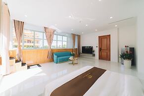Quy Tai Premium Hotel