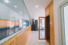 Quy Tai Premium Hotel