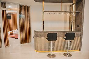 Quy Tai Premium Hotel