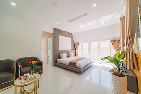 Quy Tai Premium Hotel