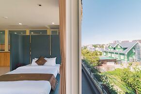 Quy Tai Premium Hotel