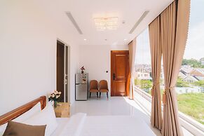 Quy Tai Premium Hotel