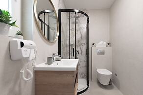 Apartments Mare B with pool