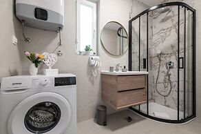 Apartments Mare B with pool