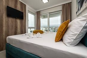 Apartments Mare B with pool