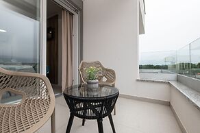 Apartments Mare B with pool