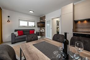 Apartments Mare B with pool