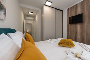 Apartments Mare B with pool