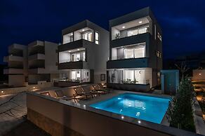 Apartments Mare B with pool