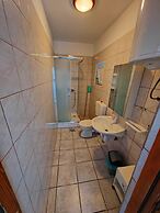 Close to Center Apartment Poly 2 D