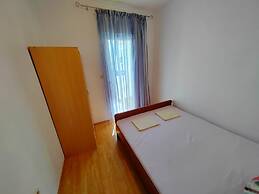 Close to Center Apartment Poly 2 D