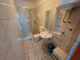 Close to Center Apartment Poly 2 D