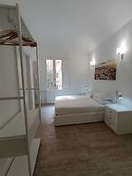 BQ HOUSE COLOSSEUM Luxury Rooms