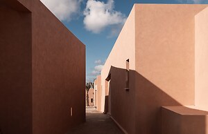 Domes Novos Santorini, Autograph Collection