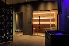 Domes Novos Santorini, Autograph Collection