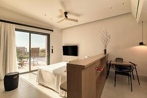 Domes Novos Santorini, Autograph Collection