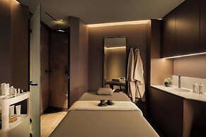 Domes Novos Santorini, Autograph Collection