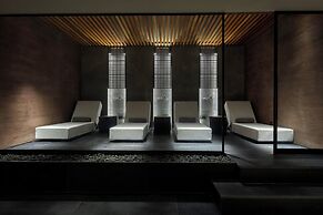 Domes Novos Santorini, Autograph Collection