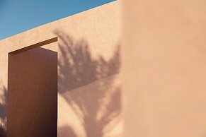 Domes Novos Santorini, Autograph Collection