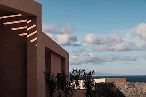 Domes Novos Santorini, Autograph Collection