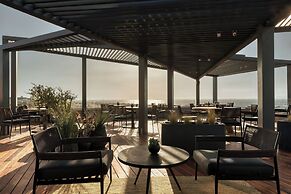 Domes Novos Santorini, Autograph Collection